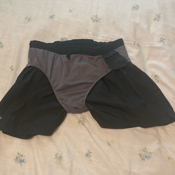 Nike running shorts - Picture 8 of 12